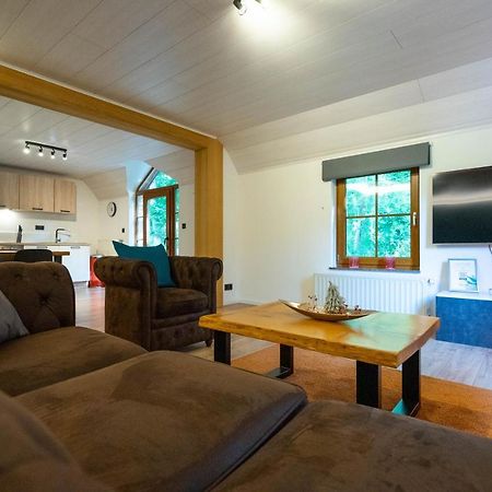 Bills Lodge, Le Plaisir De La Riviere A 2 Minutes Du Centre! Ла Рош ан Арден Екстериор снимка